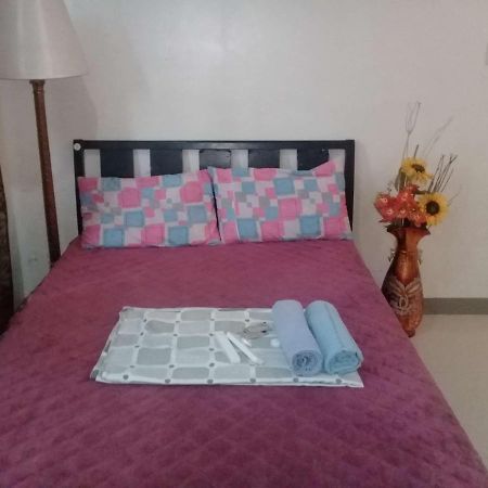 Ekonumi Rooms At Moonwalk Paranaque Paranaque City Exteriör bild