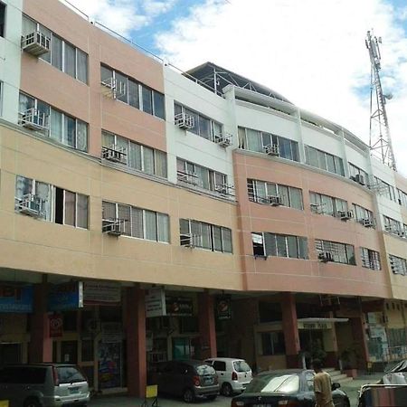 Ekonumi Rooms At Moonwalk Paranaque Paranaque City Exteriör bild