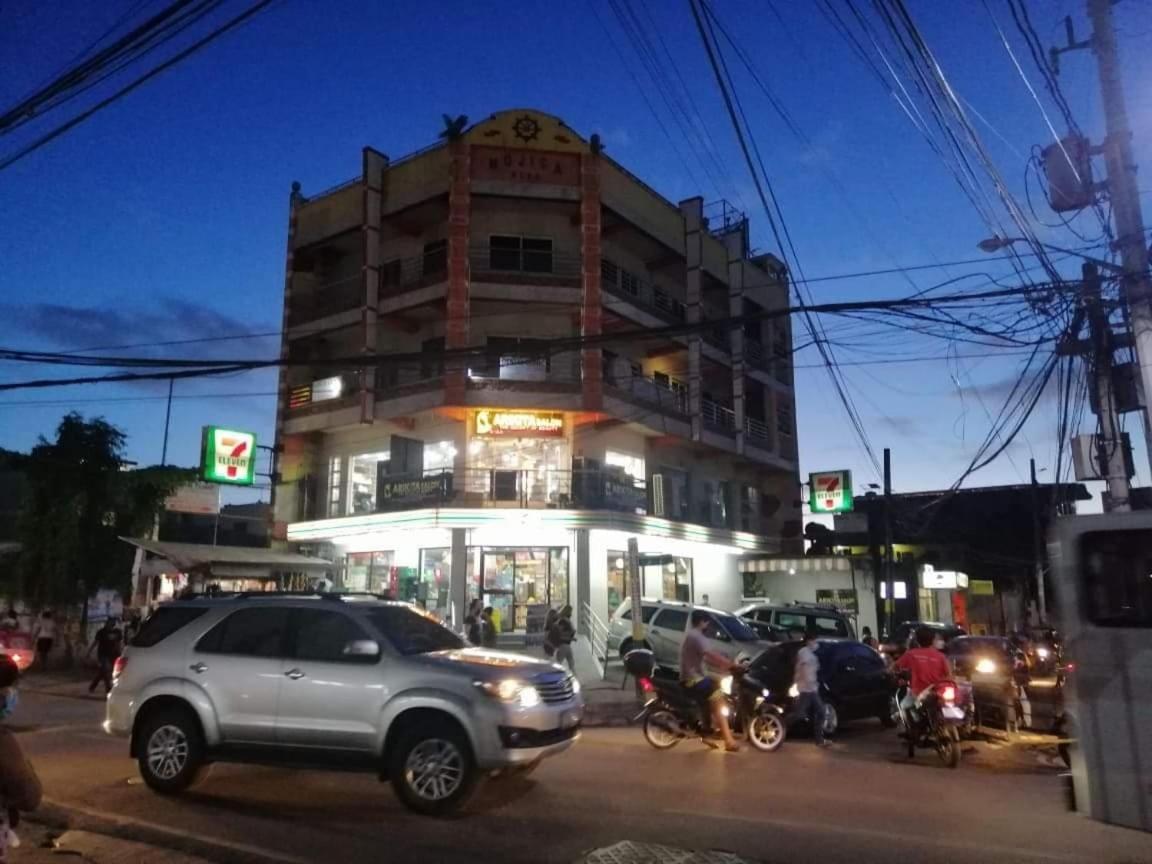 Ekonumi Rooms At Moonwalk Paranaque Paranaque City Exteriör bild