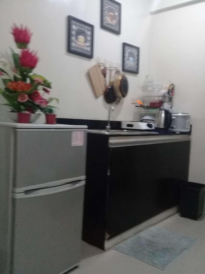 Ekonumi Rooms At Moonwalk Paranaque Paranaque City Exteriör bild
