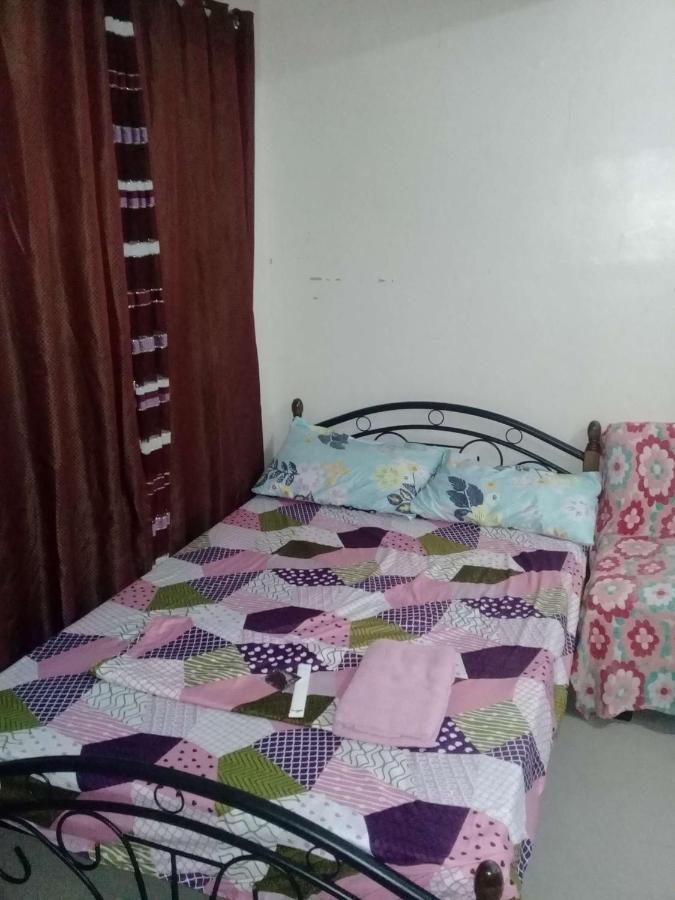 Ekonumi Rooms At Moonwalk Paranaque Paranaque City Exteriör bild