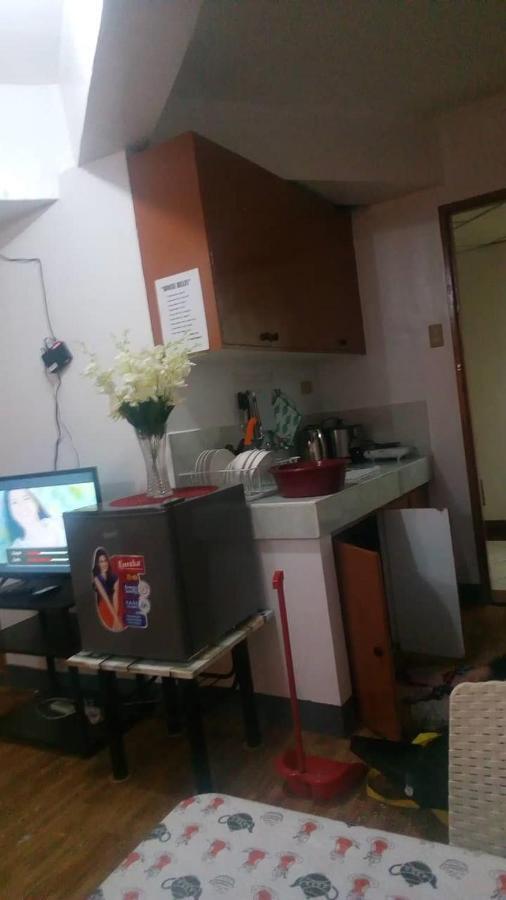 Ekonumi Rooms At Moonwalk Paranaque Paranaque City Exteriör bild